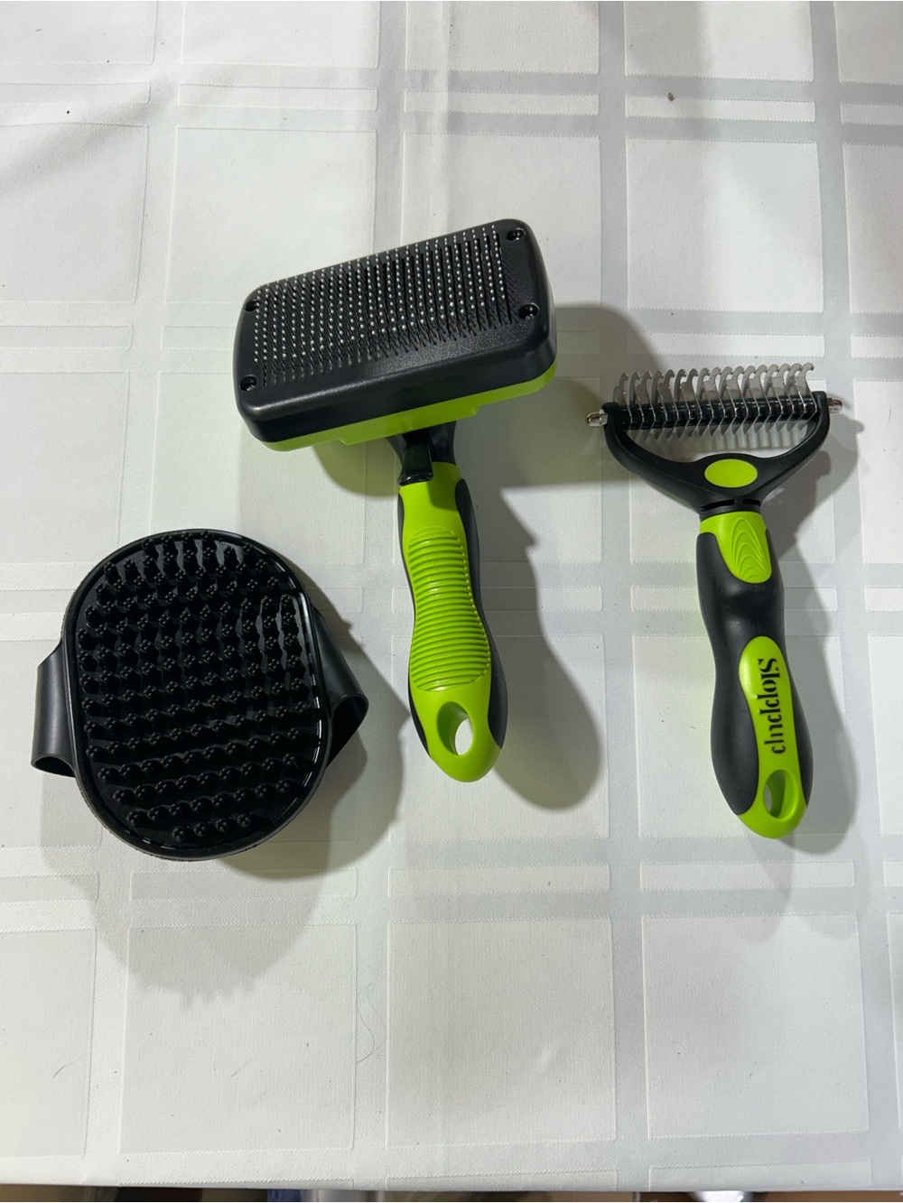 Chaps 3-Piece Grooming Kit in Green and Black